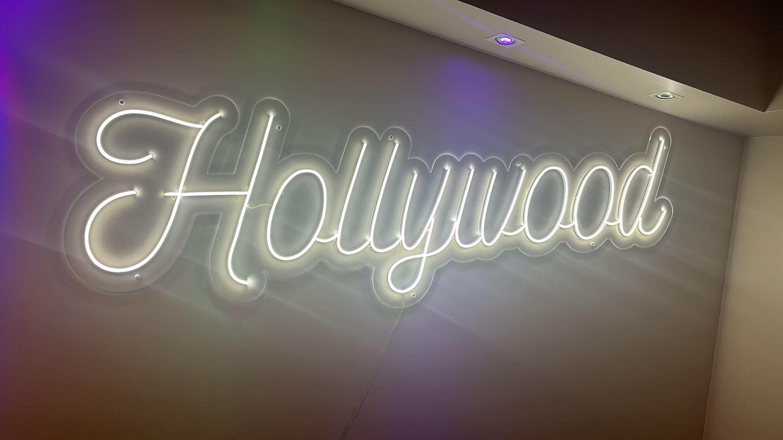 B9A21BCD-C3CF-4EEC-AA6E-D0D07EF30A82 2